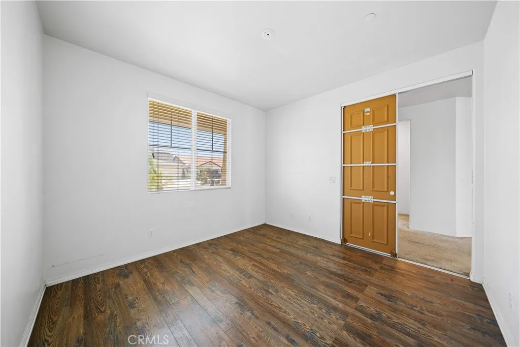 11877 Crossbill Way, Jurupa Valley, California 91752 home-pic-8